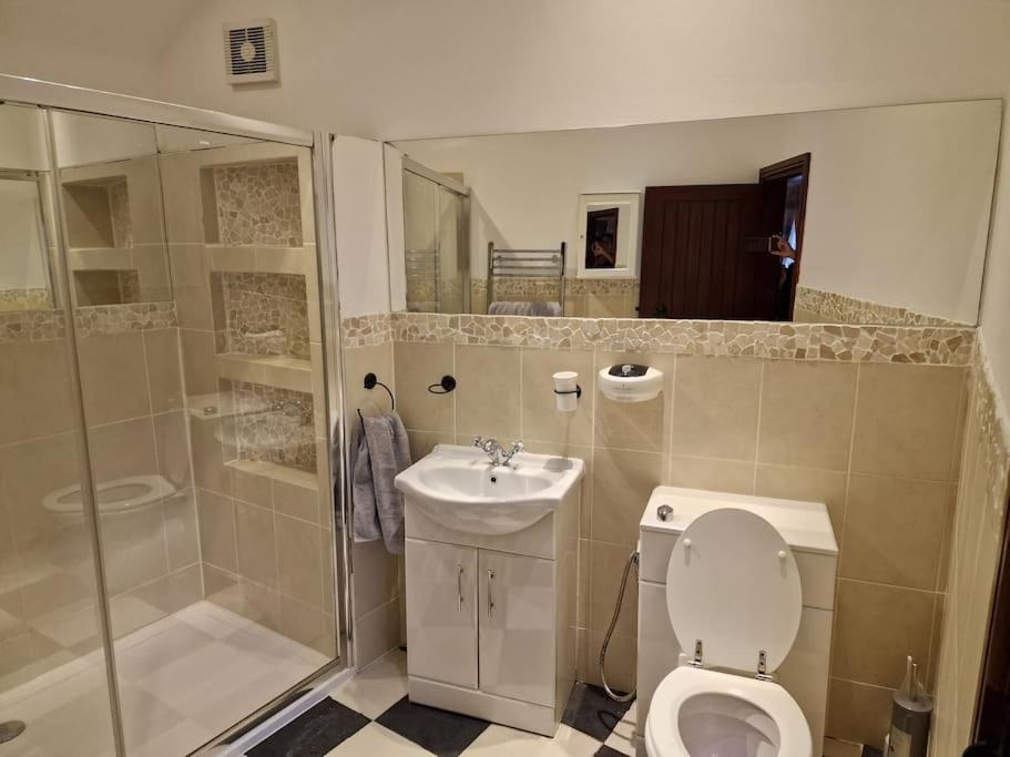 Joiners Arms - Studio Apartments Market Drayton Exteriér fotografie