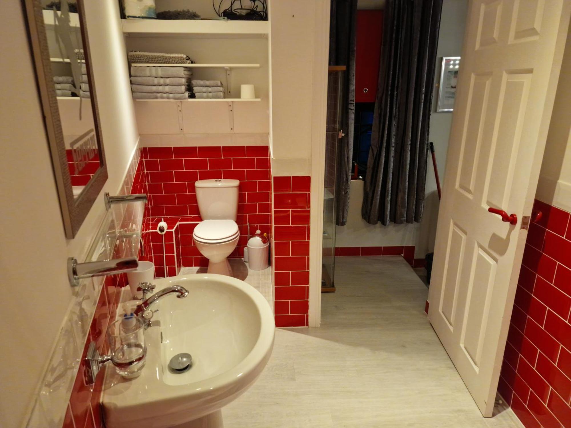 Joiners Arms - Studio Apartments Market Drayton Exteriér fotografie