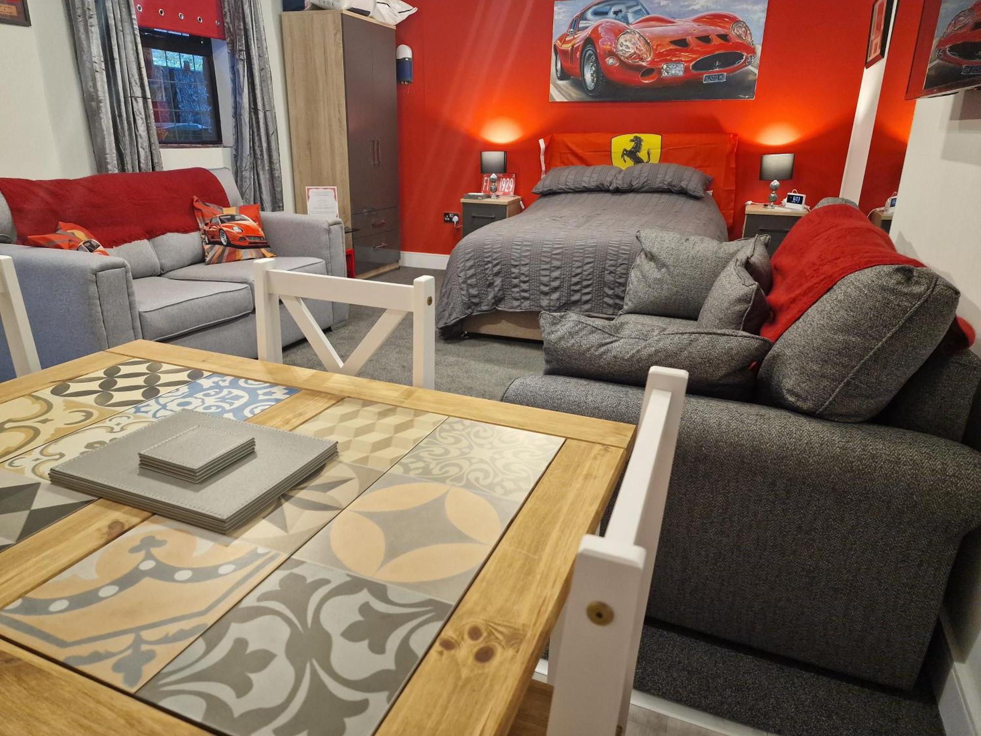 Joiners Arms - Studio Apartments Market Drayton Exteriér fotografie